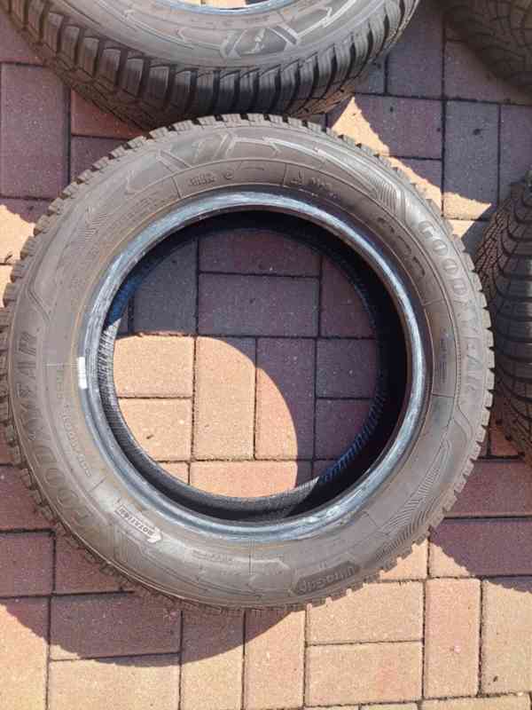 zimní pneu Good Year 205/60 R16 - foto 5