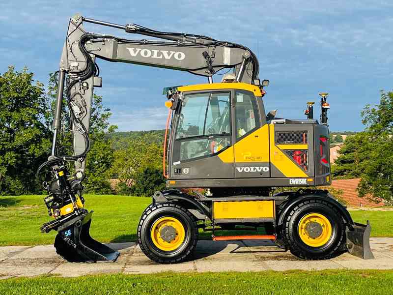 Kolové rypadlo Volvo EWR150E (Možnost leasingu) - foto 2