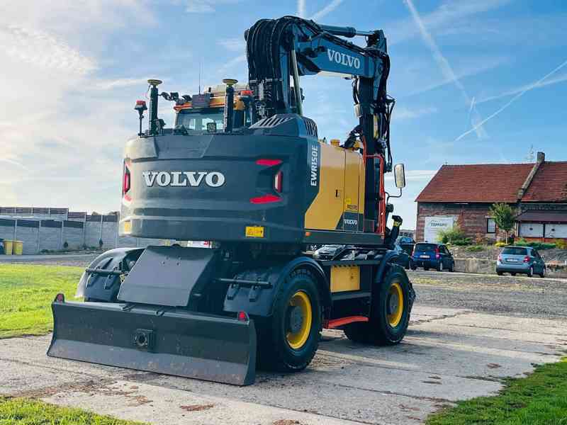 Kolové rypadlo Volvo EWR150E (Možnost leasingu) - foto 4