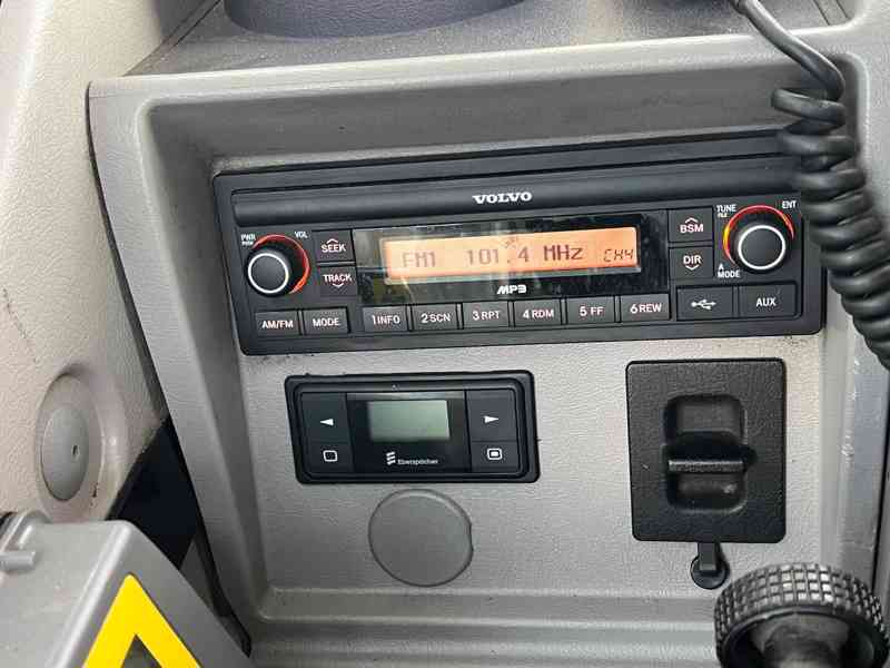 Kolové rypadlo Volvo EWR150E (Možnost leasingu) - foto 15