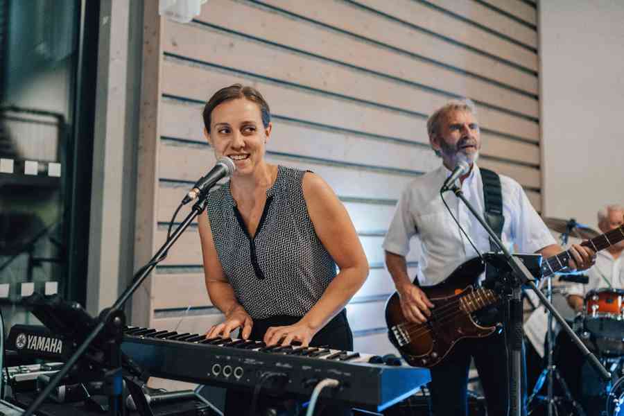 SKELET, kapela na svatbu, rodinnou oslavu, párty - foto 10