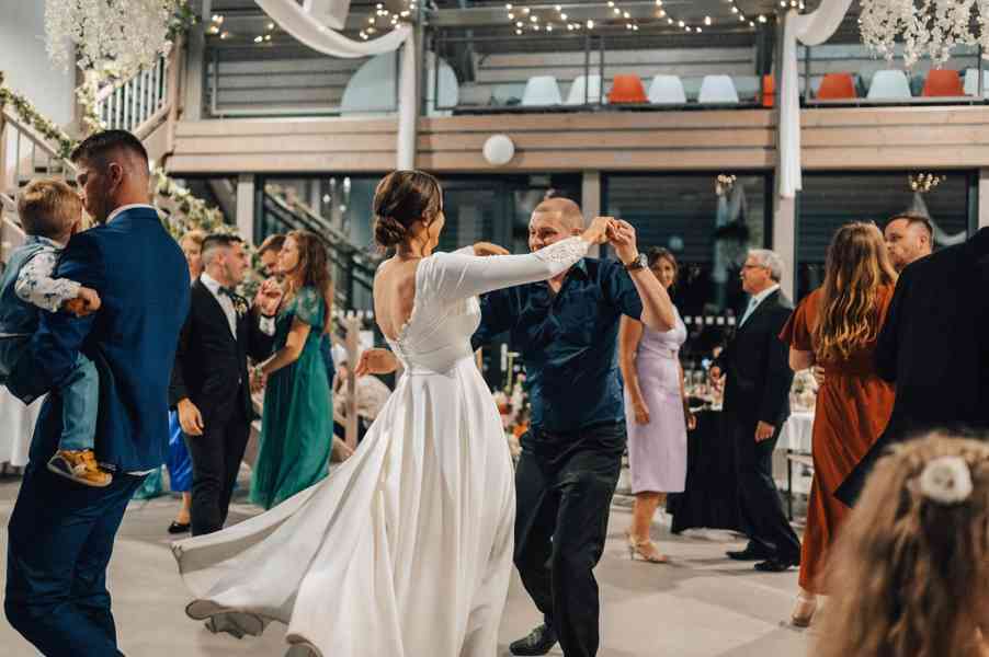 SKELET, kapela na svatbu, rodinnou oslavu, párty - foto 11