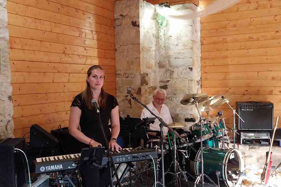 Kapela na svatbu, rodinnou oslavu - východní Čechy - foto 9
