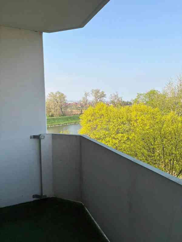 Pronájem bytu 3+1 72 m² - foto 10