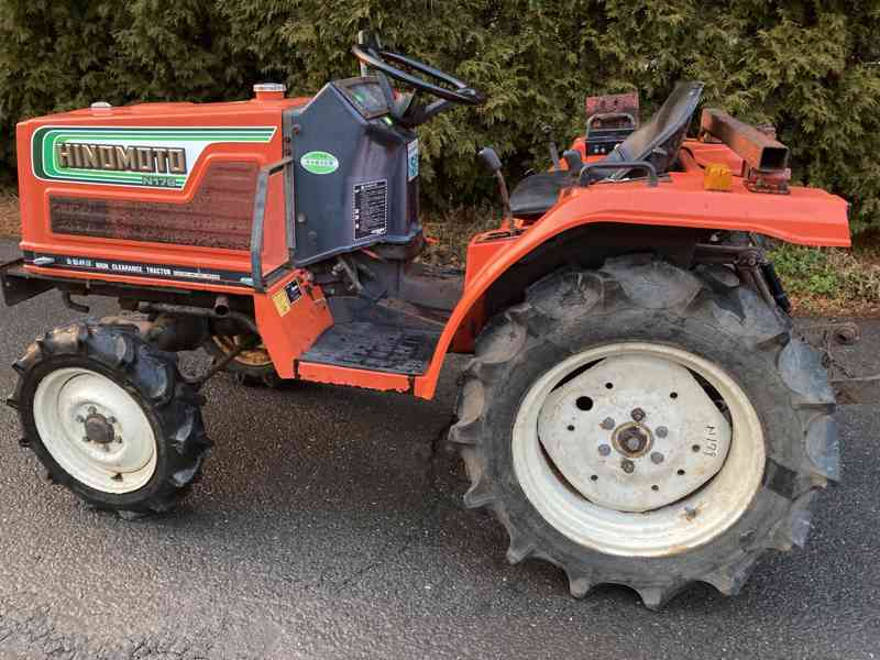 Malotraktor Hinomoto N179, 17 koní, traktor - foto 4