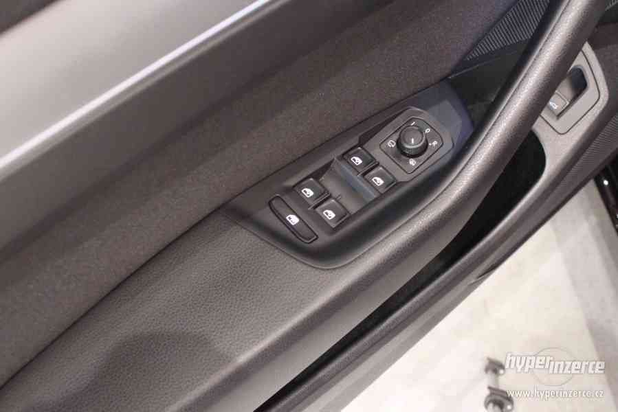 VW Passat B8 2.0 TDI DSG  Info display - foto 21