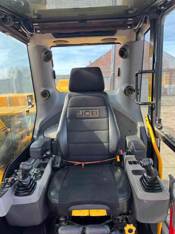 Pásové rypadlo JCB 220X C 4F (Možnost leasingu) - foto 10