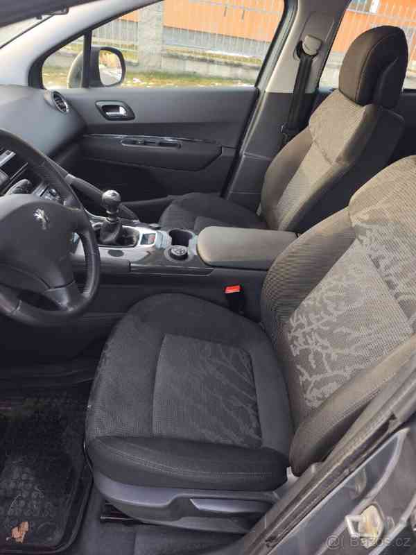 Peugeot 3008 1,6 - foto 17
