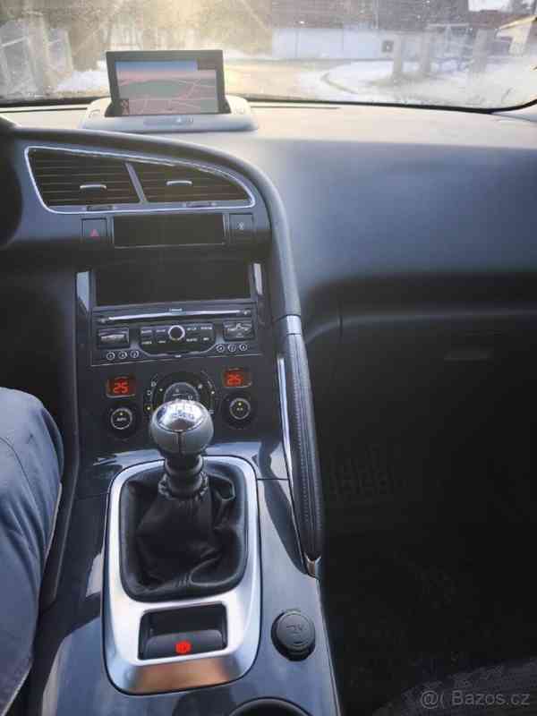Peugeot 3008 1,6 - foto 19
