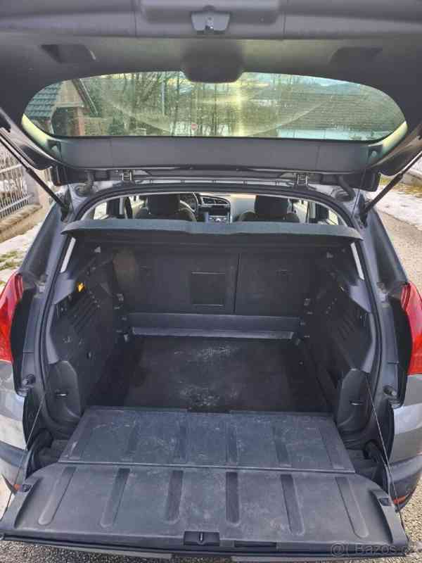 Peugeot 3008 1,6 - foto 13