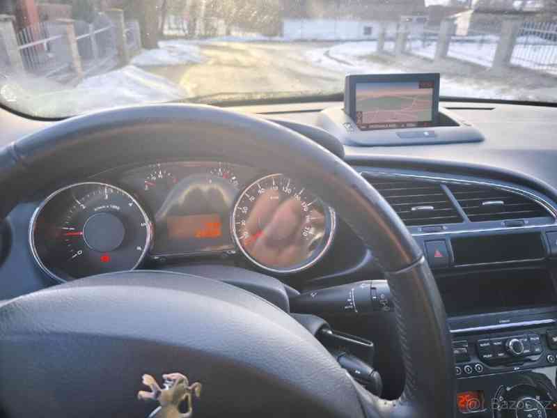 Peugeot 3008 1,6 - foto 4