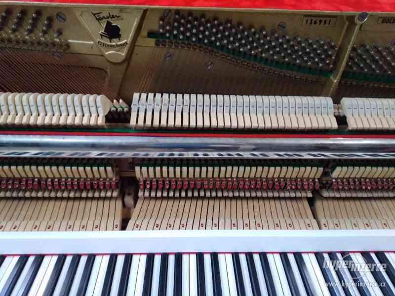 Bílé pianino August Forster mod.115 - foto 3