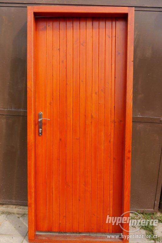 Dřevěné dveře, (zateplené) - foto 3