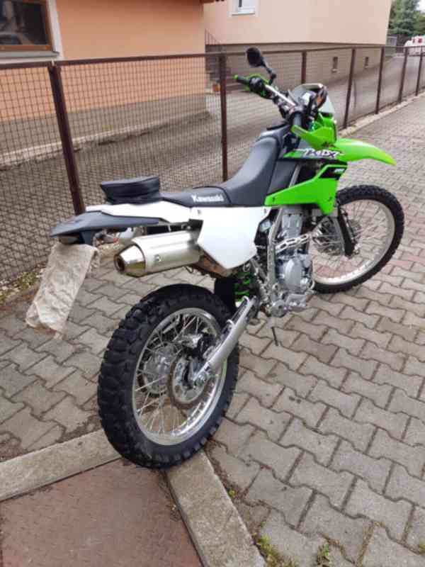 Kawasaki KLX 250 - foto 4