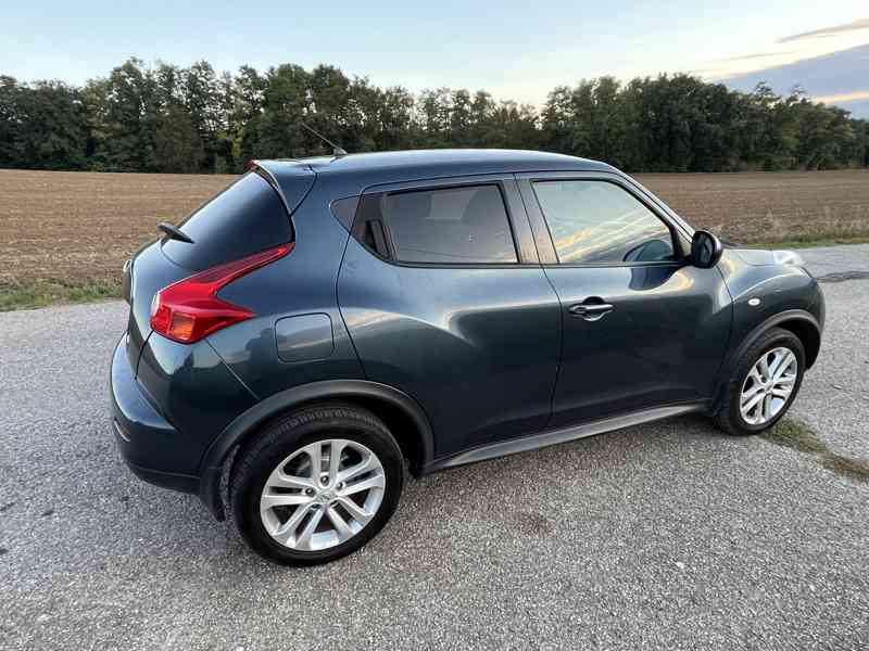 Nissan Juke 1.6 Benzín, Automat 132t km - foto 3