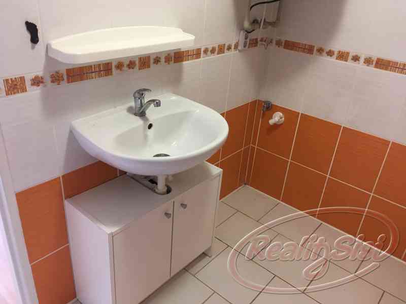 Nabízím k pronájmu byt 1+kk v České Skalici, ulice E. Beneše - foto 2