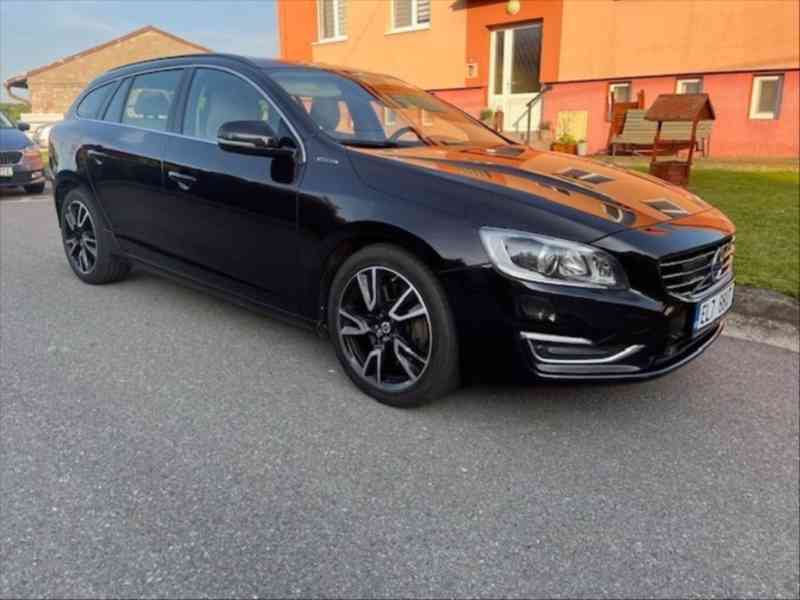 Volvo V60 2,4   D6 AWD 158 kW PLUG-IN HYBRID - foto 15