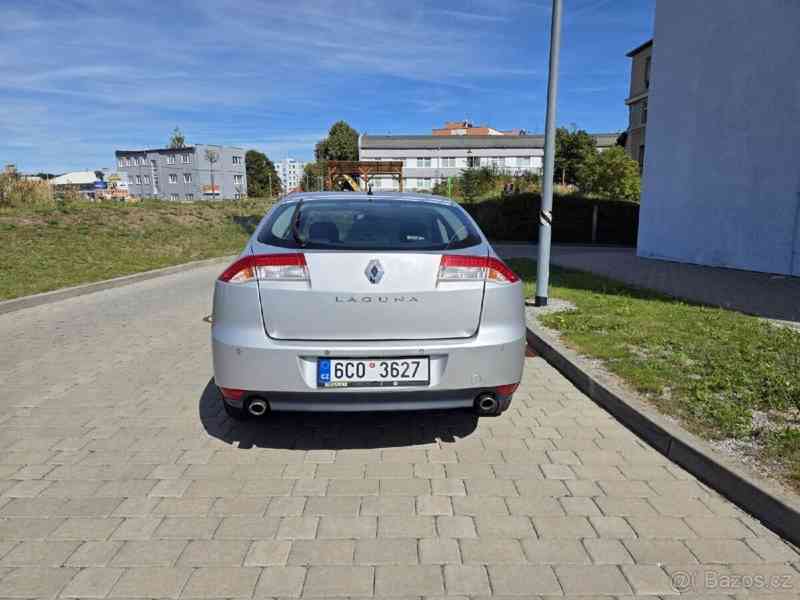 Renault Laguna 2,0   III. generace 2.0 dCi, r.v. 20 - foto 15