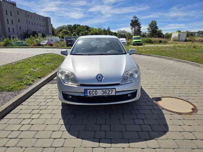 Renault Laguna 2,0   III. generace 2.0 dCi, r.v. 20 - foto 10