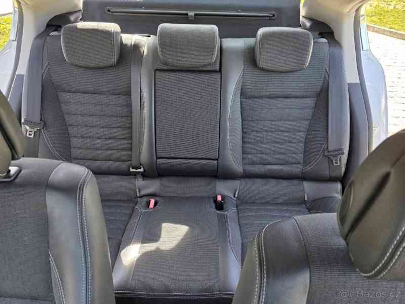 Renault Laguna 2,0   III. generace 2.0 dCi, r.v. 20 - foto 5