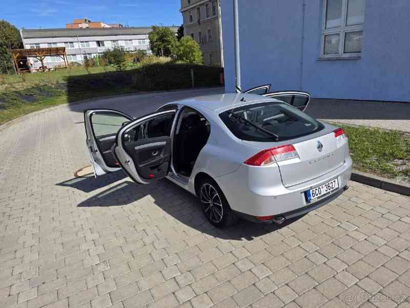 Renault Laguna 2,0   III. generace 2.0 dCi, r.v. 20 - foto 14