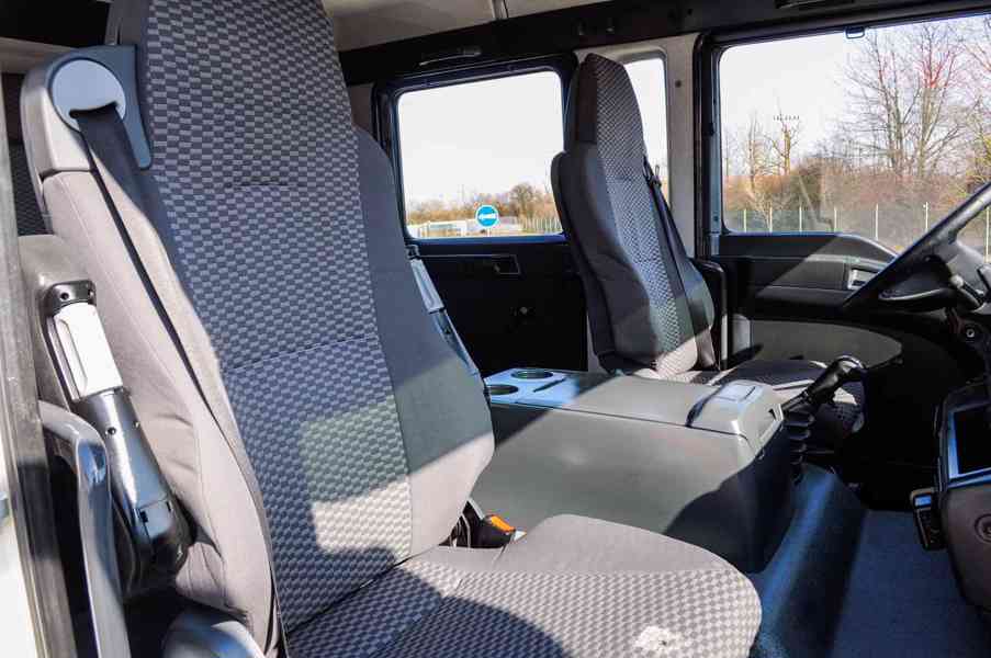 MAN TGM 18.240 4X4 TŘÍSTRANNÝ SKLÁPĚČ + HYDRAULICKÁ RUKA - foto 42