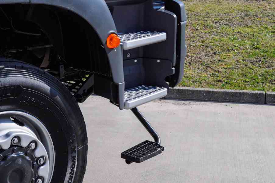 MAN TGM 18.240 4X4 TŘÍSTRANNÝ SKLÁPĚČ + HYDRAULICKÁ RUKA - foto 8