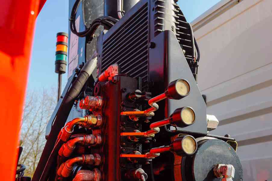 MAN TGM 18.240 4X4 TŘÍSTRANNÝ SKLÁPĚČ + HYDRAULICKÁ RUKA - foto 106