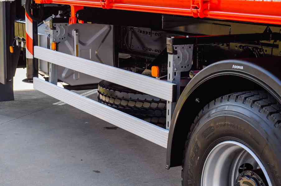 MAN TGM 18.240 4X4 TŘÍSTRANNÝ SKLÁPĚČ + HYDRAULICKÁ RUKA - foto 26