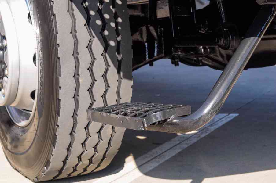 MAN TGM 18.240 4X4 TŘÍSTRANNÝ SKLÁPĚČ + HYDRAULICKÁ RUKA - foto 89