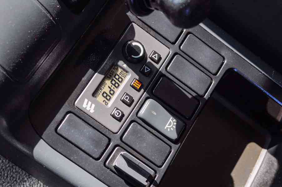 MAN TGM 18.240 4X4 TŘÍSTRANNÝ SKLÁPĚČ + HYDRAULICKÁ RUKA - foto 54