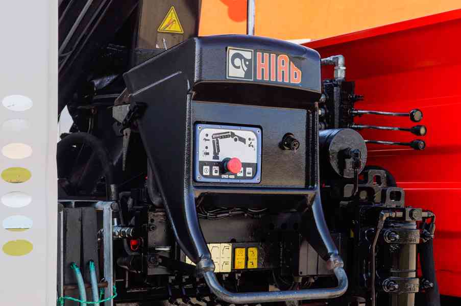 MAN TGM 18.240 4X4 TŘÍSTRANNÝ SKLÁPĚČ + HYDRAULICKÁ RUKA - foto 30