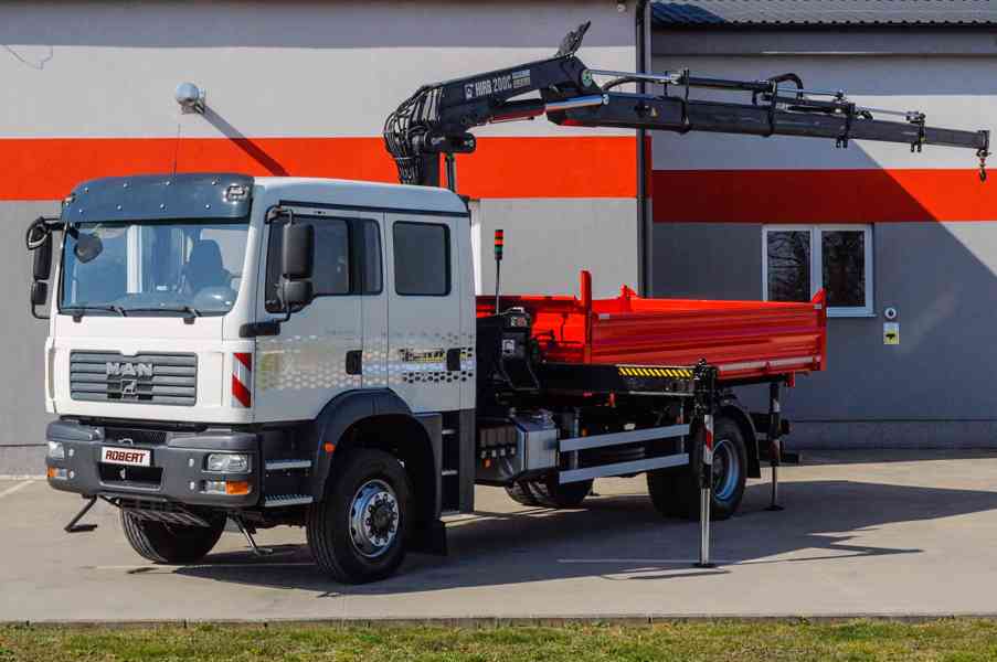 MAN TGM 18.240 4X4 TŘÍSTRANNÝ SKLÁPĚČ + HYDRAULICKÁ RUKA - foto 111