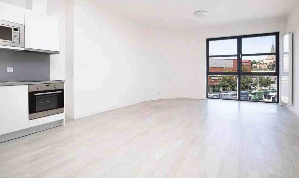 Pronájem bytu 2+kk 53 m² - foto 5