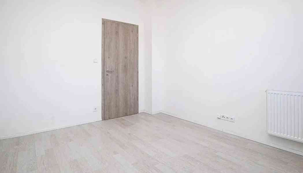 Pronájem bytu 2+kk 53 m² - foto 3