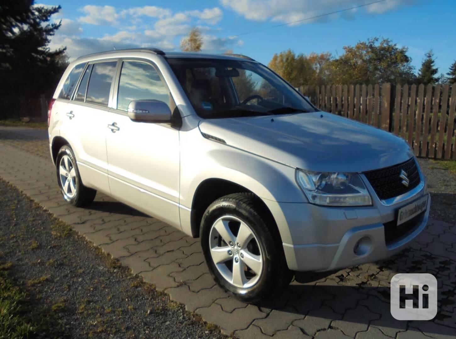 Suzuki Grand Vitara 2.4i Comfort 4x4 benzín 124kw - foto 1