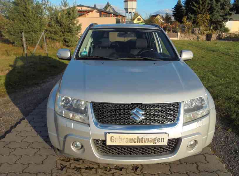 Suzuki Grand Vitara 2.4i Comfort 4x4 benzín 124kw - foto 8