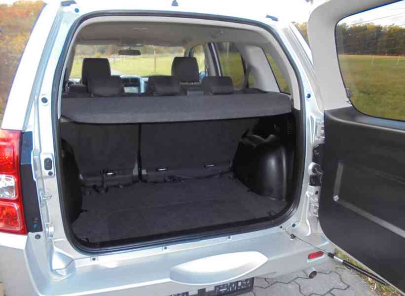Suzuki Grand Vitara 2.4i Comfort 4x4 benzín 124kw - foto 19