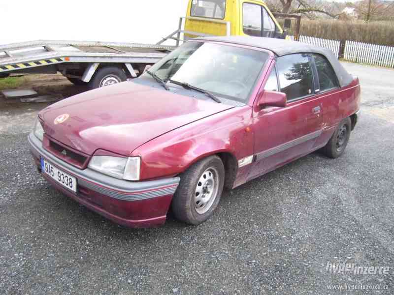 Opel Kadett Kabriolet - foto 1