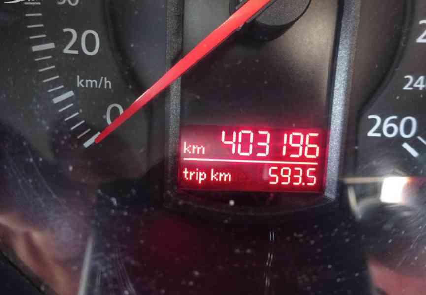 VW Passat 1.6i r.v.2005 stk:5/2028 - foto 7