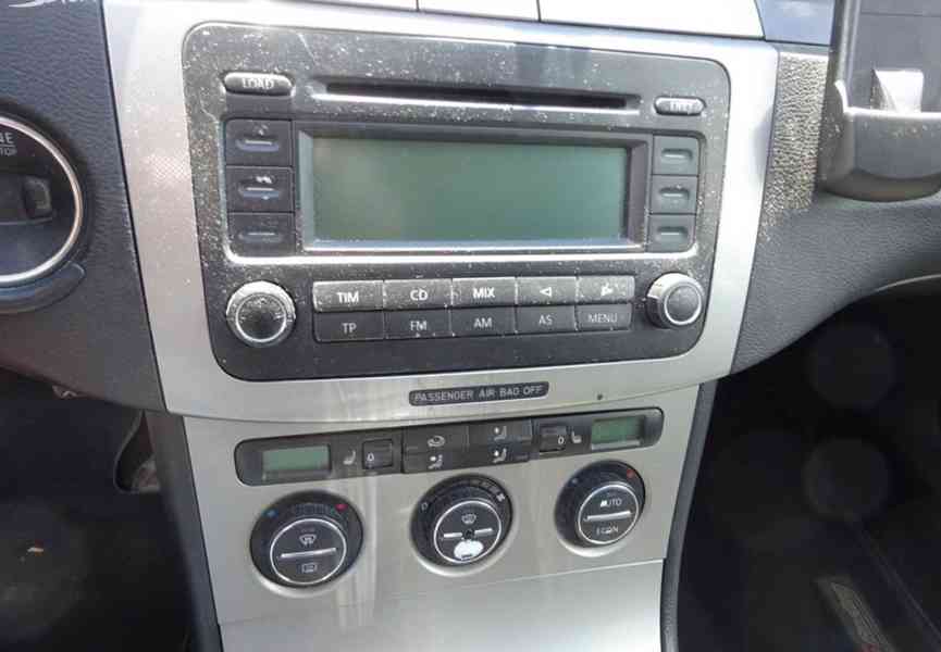 VW Passat 1.6i r.v.2005 stk:5/2028 - foto 10