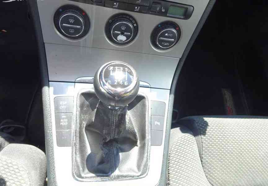VW Passat 1.6i r.v.2005 stk:5/2028 - foto 11