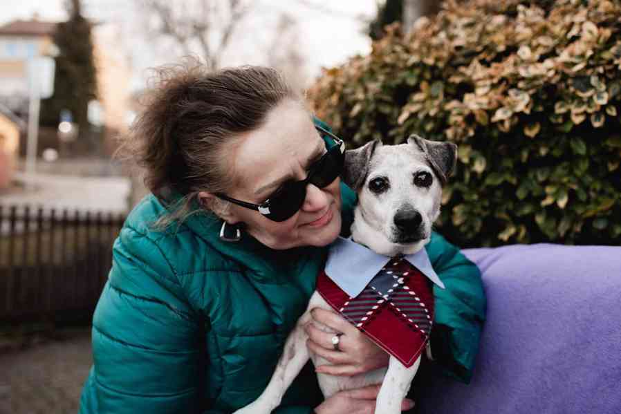 DIXÍK - 10 kg, kastrovaný psík 13 let - foto 3