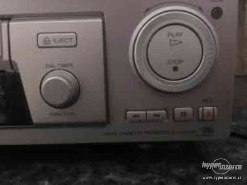 Prodám SONY VHS Player & Recorder SLV-SE800 - foto 2