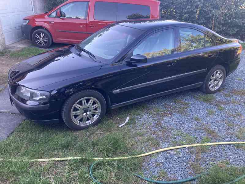 Volvo s60 - foto 6
