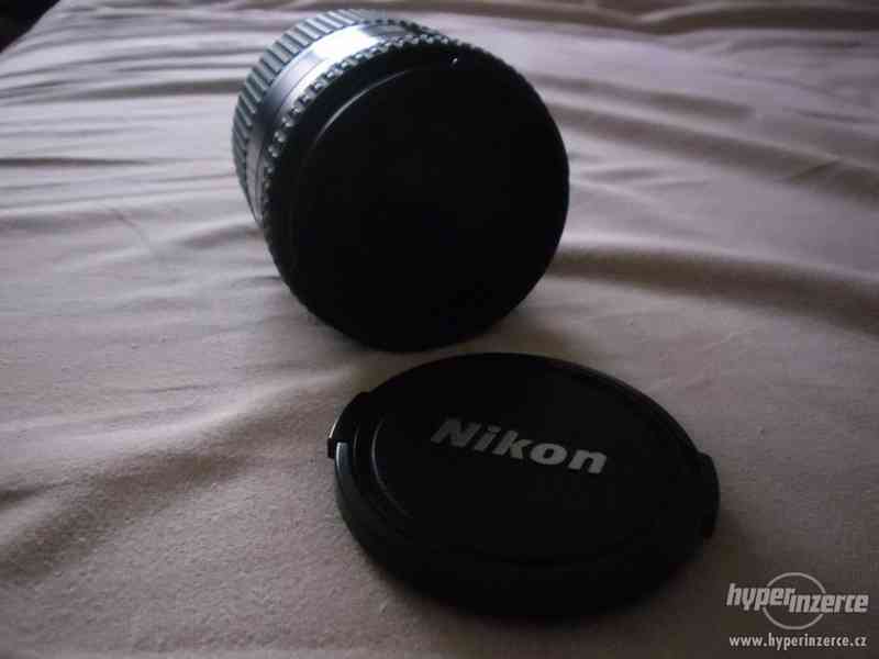 Objektiv Nikon 28-105 mm F 3,5-4,5 AF ZOOM NIKKOR D - foto 1