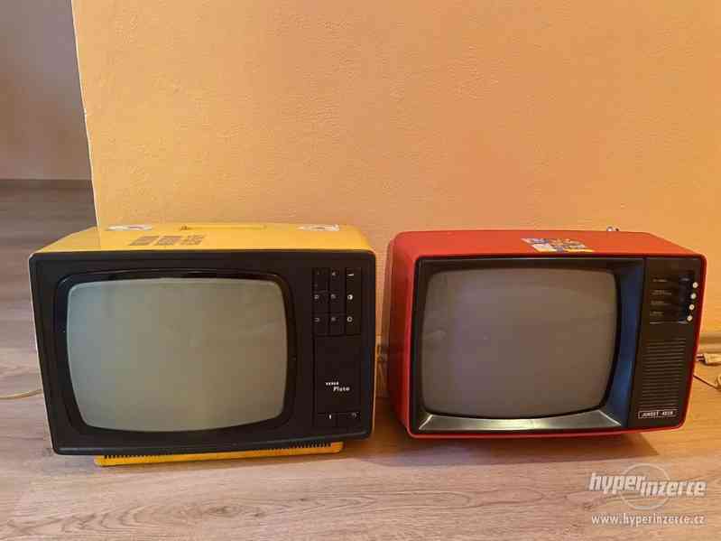 Prodám dvě retro TV, Tesla Pluto a Junosť 402B - foto 1