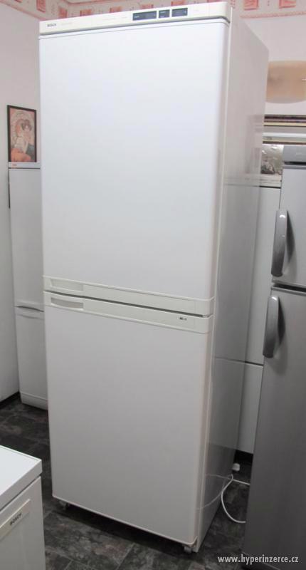 Lednice s mrazákem BOSCH Economic Computer Control, v.195cm - foto 1