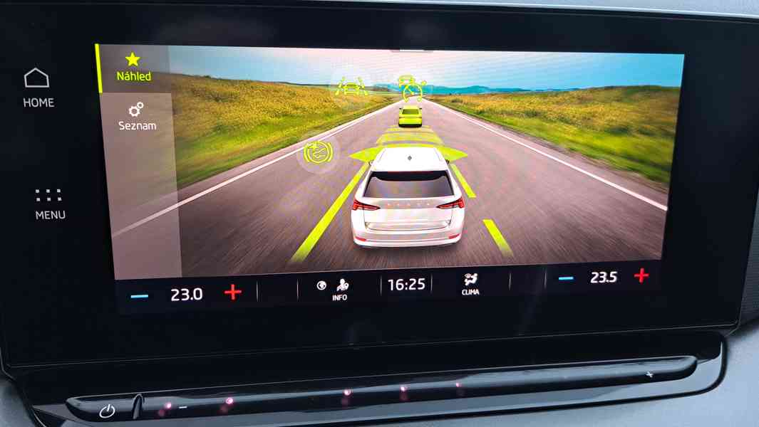 Škoda Octavia kombi 4, 10/2020, kamera, keyless, navigace - foto 18