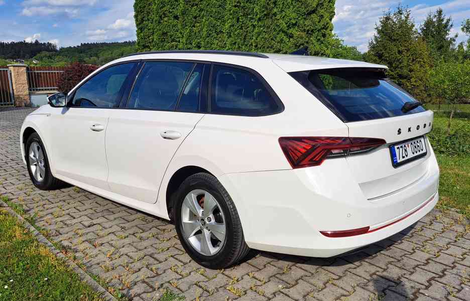 Škoda Octavia kombi 4, 10/2020, kamera, keyless, navigace,.. - foto 5